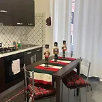 Ami House